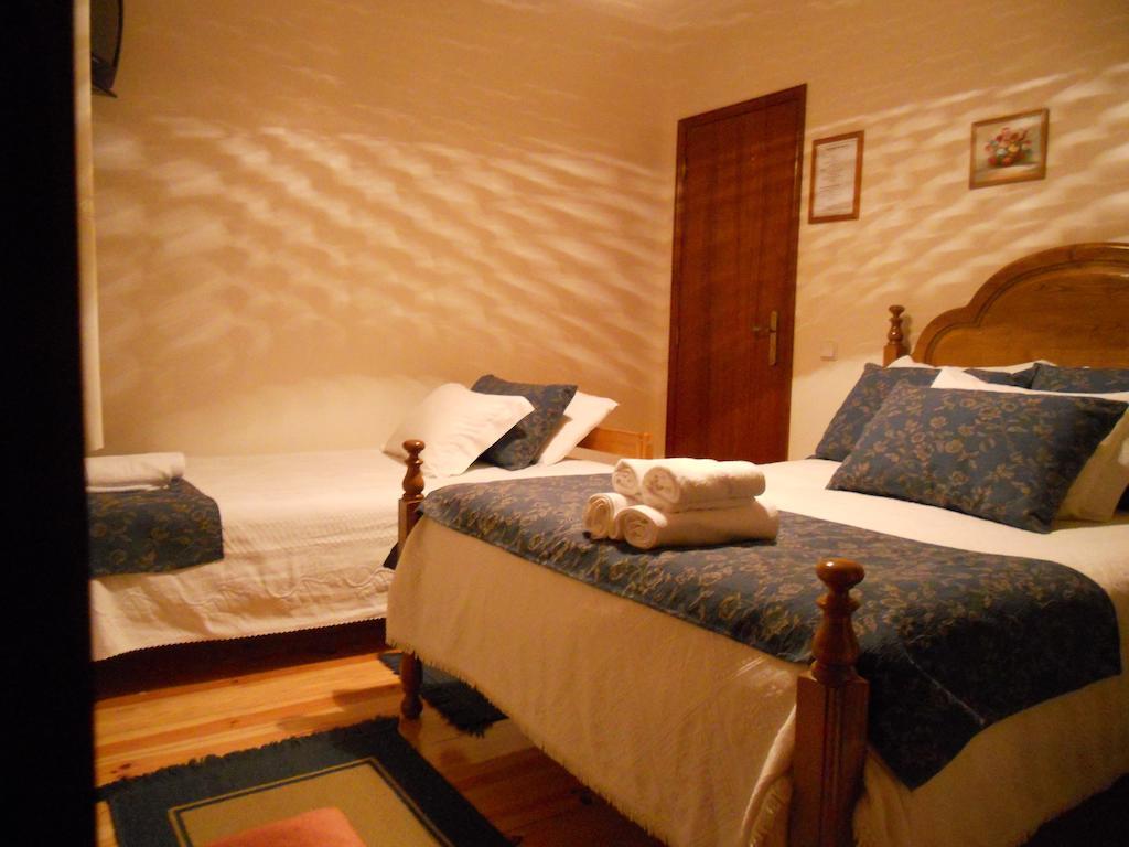 Hotel Encosta Da Serra à Sabugueiro  Chambre photo